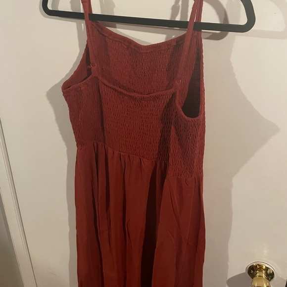 Old Navy Maxi Dress - Picture 2 of 2